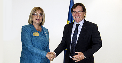 България подкрепя очакваното присъединяване на ЕС към Европейската конвенция за правата на човека, заяви председателят на НС Цецка Цачева на Европейската конференция на председателите на парламенти в Страсбург